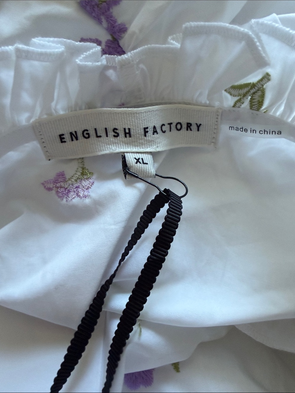 English Factory White Blouse with Purple Floral Embroidery XL - Picture 7 of 8